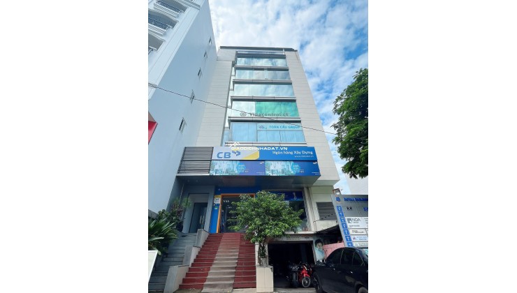 Cho thuê văn phòng sàn 154m2 view kính sáng tại Nguyễn Xí - Bình Thạnh